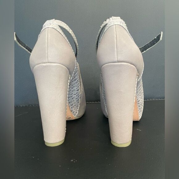 BCBGMaxAzria Platform Ankle Straps Heels - Picture 8 of 17